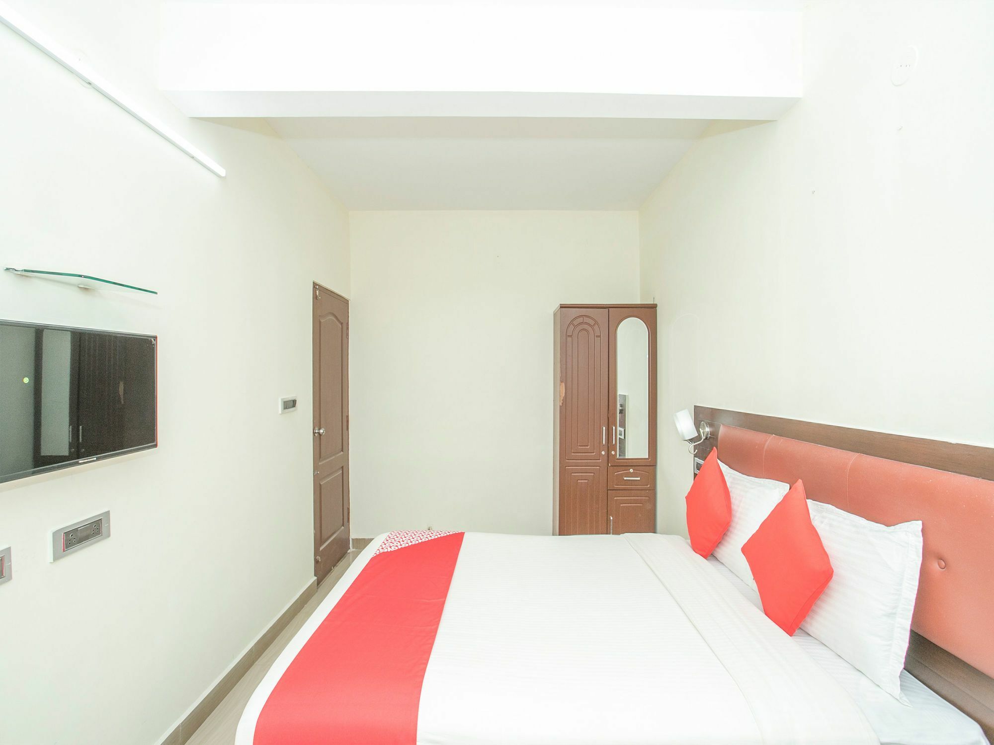 Oyo 13170 Victory Suites Bengalúr Exteriér fotografie