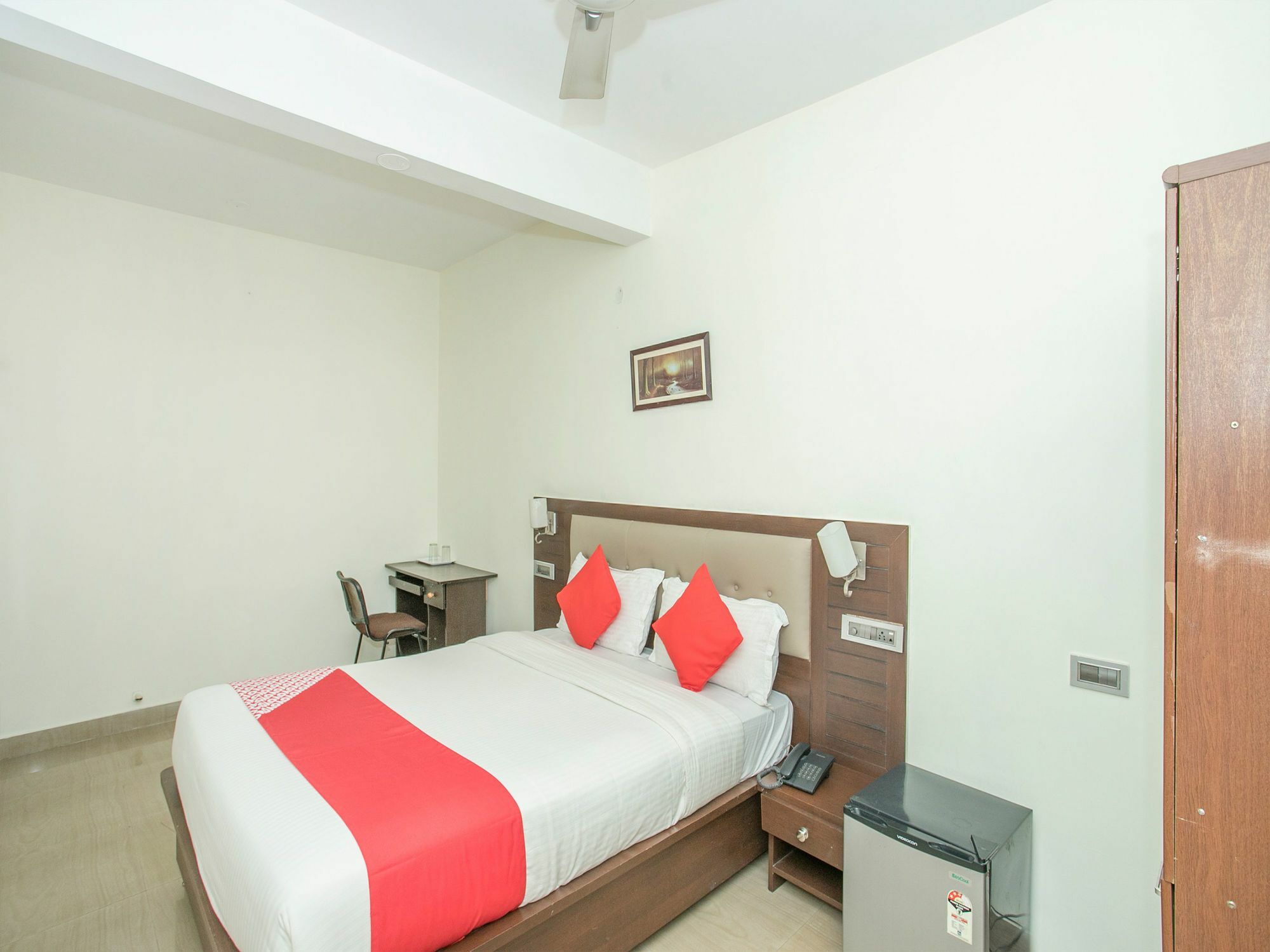 Oyo 13170 Victory Suites Bengalúr Exteriér fotografie