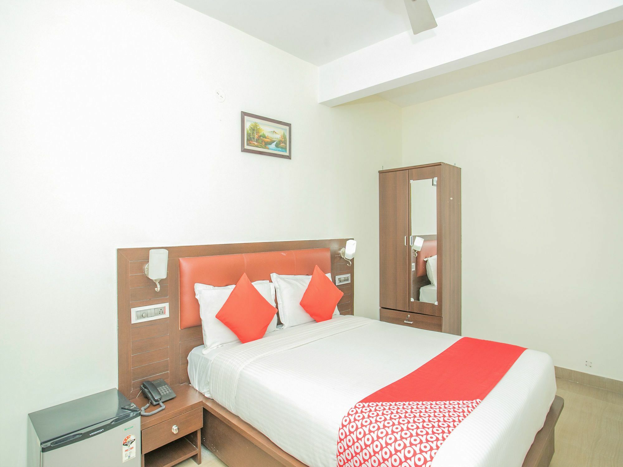 Oyo 13170 Victory Suites Bengalúr Exteriér fotografie